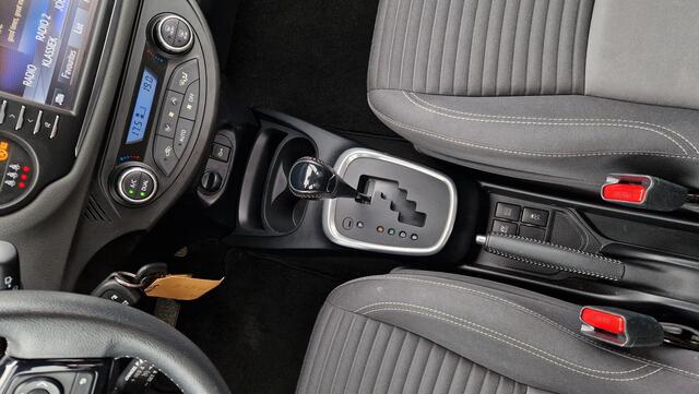 Toyota YARIS 1.5 Hybrid Active