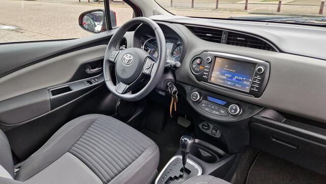Toyota YARIS 1.5 Hybrid Active