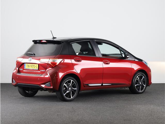 Toyota YARIS 1.5 Hybrid Bi-Tone | Navigatie | Climate Control | Parkeercamera |