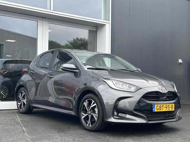 Toyota YARIS 1.5 Hybrid 115 First Edition