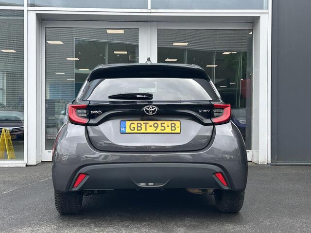 Toyota YARIS 1.5 Hybrid 115 First Edition