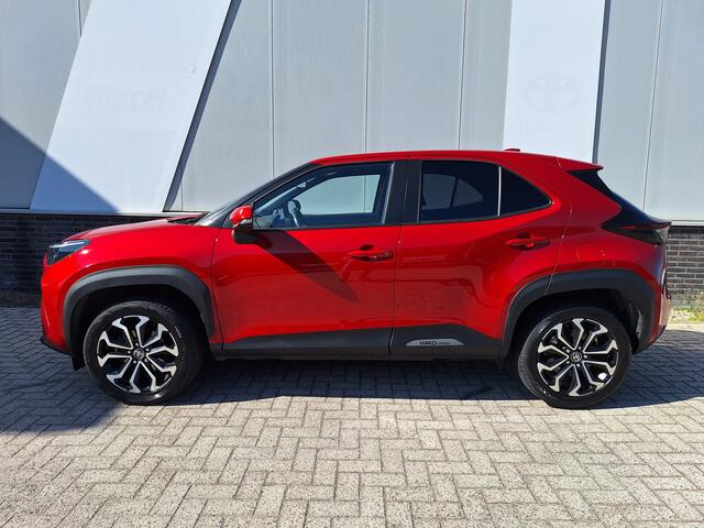 Toyota YARIS Cross 1.5 Hybrid First Edition NL Auto Trekhaak Dealer Onderhouden Navi Keyless LMV