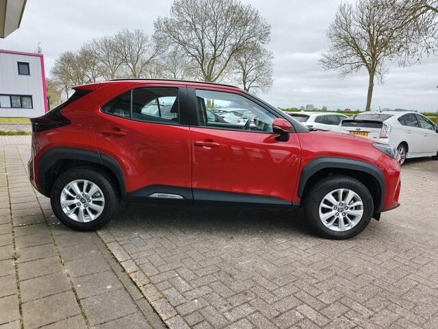 Toyota YARIS Cross 1.5 Hybrid Active Connect | Clima | Cruise | Navi | PDC rondom | Unieke km