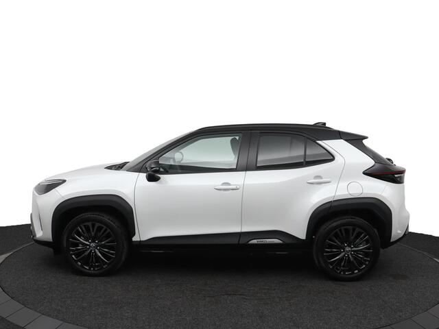 Toyota YARIS Cross 1.5 Hybrid Adventure 4x4 | Navigatie | Stuur - Stoel en Voorruitverwarming | Keyless |