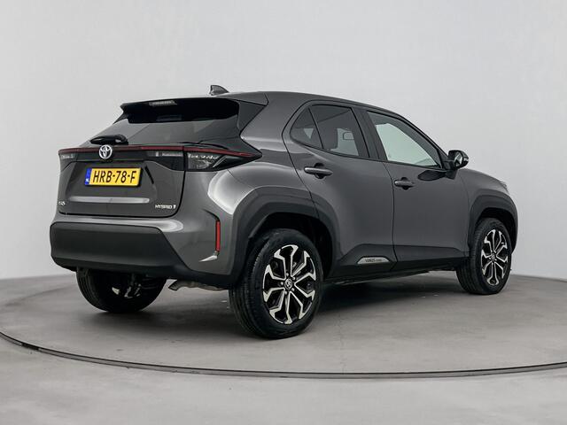 Toyota YARIS Cross 1.5 Hybrid Dynamic Limited | Apple Carplay /- Android Auto | Parkeercamera | 17" Lichtmetalen velgen |