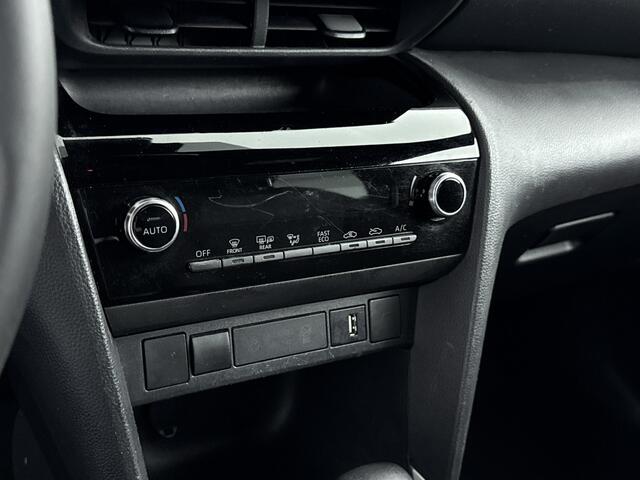 Toyota YARIS Cross 1.5 Hybrid Dynamic Limited | Apple Carplay /- Android Auto | Parkeercamera | 17" Lichtmetalen velgen |