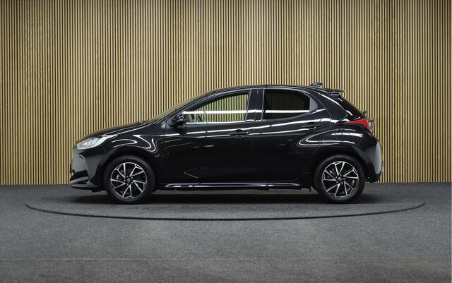 Toyota YARIS 1.5 Hybrid Executive | Navigatie | Full Led | Head-up display | Leder