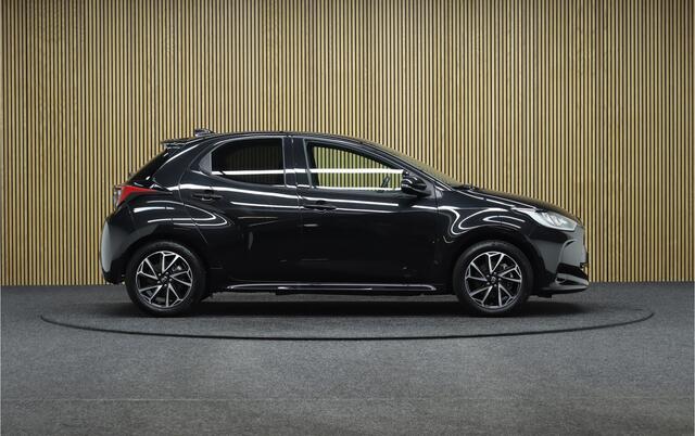 Toyota YARIS 1.5 Hybrid Executive | Navigatie | Full Led | Head-up display | Leder