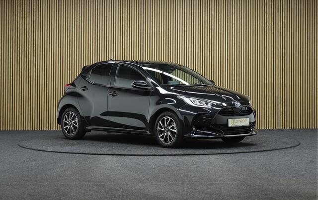 Toyota YARIS 1.5 Hybrid Executive | Navigatie | Full Led | Head-up display | Leder