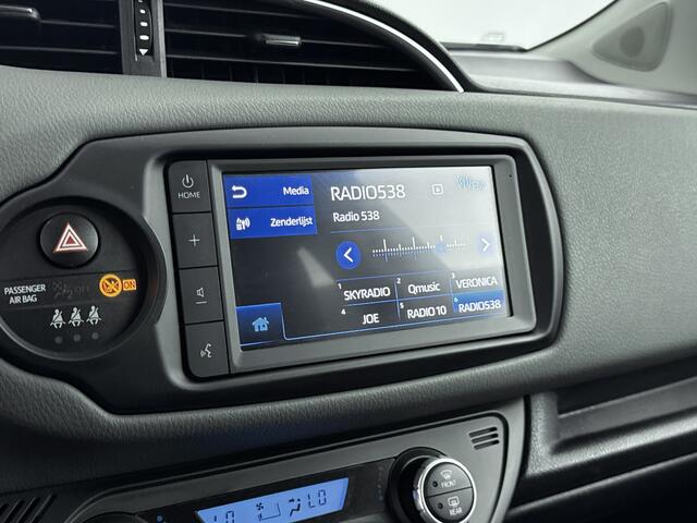 Toyota YARIS 1.5 VVT-i 112 PK Dynamic Automaat | NL-Auto | Apple Carplay /-Android Auto | Climate Control | Parkeercamera |