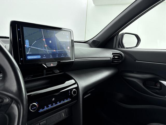 Toyota YARIS Cross 1.5 Hybrid Dynamic | Parkeersensoren | Apple Carplay -/ Android Auto Draadloos |