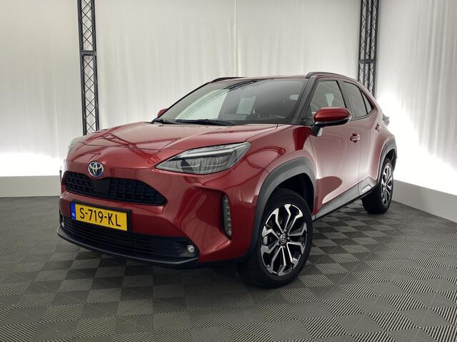 Toyota YARIS Cross 1.5 Hybrid Dynamic Automaat | Apple Carplay | Camera | Navi | ACC | DAB |