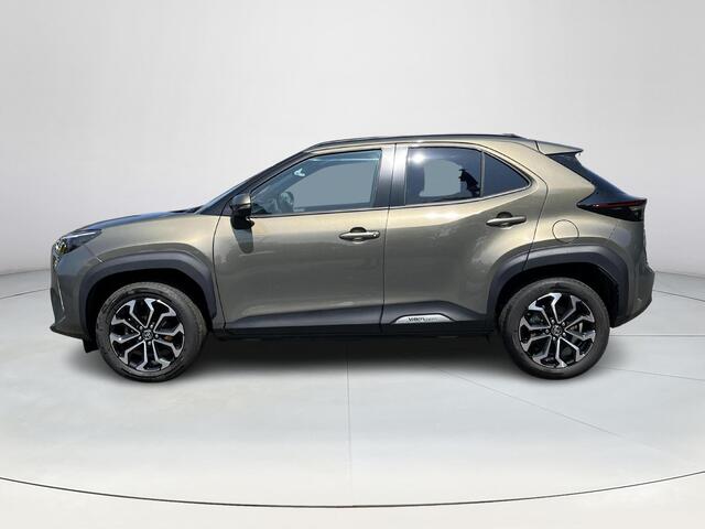 Toyota YARIS Cross 1.5 Hybrid Dynamic | Navigatie | Stoel- + stuurverwarming | Keyless entry | 17 inch LM-velgen |