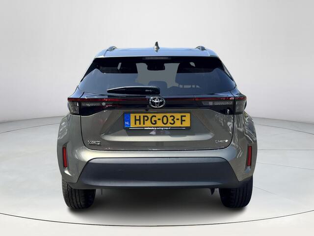Toyota YARIS Cross 1.5 Hybrid Dynamic | Navigatie | Stoel- + stuurverwarming | Keyless entry | 17 inch LM-velgen |