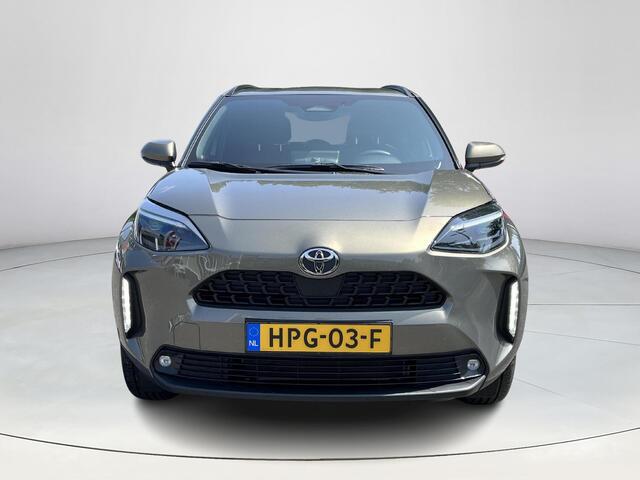 Toyota YARIS Cross 1.5 Hybrid Dynamic | Navigatie | Stoel- + stuurverwarming | Keyless entry | 17 inch LM-velgen |