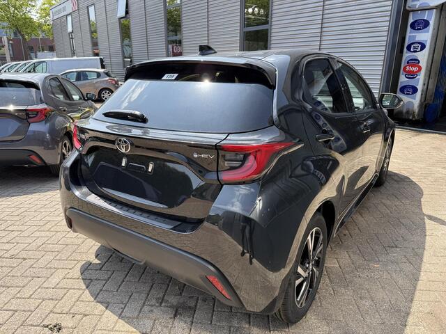Toyota YARIS 1.5 Hybrid Dynamic Luxury | Stoelverwarming | Camera | Lichtmetalen velgen |