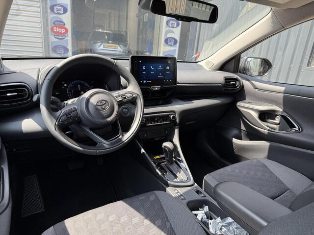 Toyota YARIS 1.5 Hybrid Dynamic Luxury | Stoelverwarming | Camera | Lichtmetalen velgen |