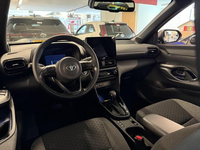 Toyota YARIS Cross 1.5 Hybrid 130 Dynamic | Stuur & Stoel verwarming | Apple Carplay & Android auto | Telefoon Draadloos opladen |