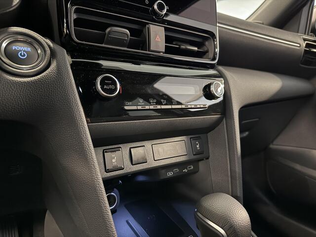 Toyota YARIS Cross 1.5 Hybrid 130 Dynamic | Stuur & Stoel verwarming | Apple Carplay & Android auto | Telefoon Draadloos opladen |