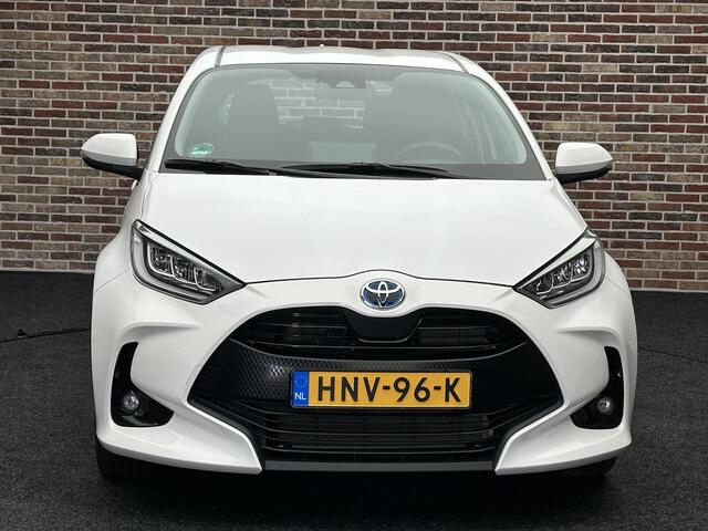 Toyota YARIS 1.5 Hybrid Dynamic Camera Led weinig KM