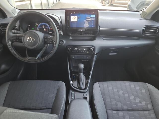 Toyota YARIS 1.5 Hybrid 115 Dynamic Comfort Pack | Parkeersensoren | Blindspot | Apple CarPlay | Rijklaarprijs incl. garantie |