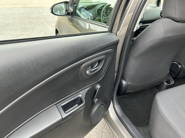 Toyota YARIS 1.5 VVT-i Executive