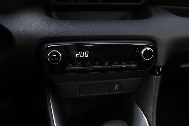 Toyota YARIS 1.5 Hybrid Active