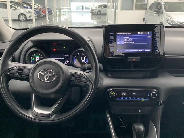 Toyota YARIS 1.5 Hybrid Dynamic AUTOMAAY | APPLE CARPLAY | ACHTERUITRIJCAMERA | PARKEERSENSOREN ACHTER | LICHTMETALEN VELGEN