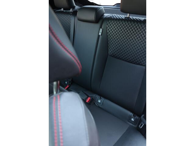 Toyota YARIS 1.5 Hybrid Launch Edition panorama | head-up | JBL | side assist |