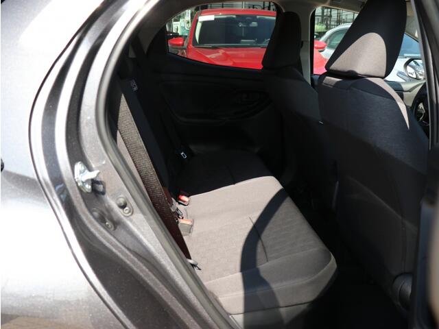 Toyota YARIS 1.5 Hybrid 115 Dynamic I Apple/Android Navi I ACC I Keyless