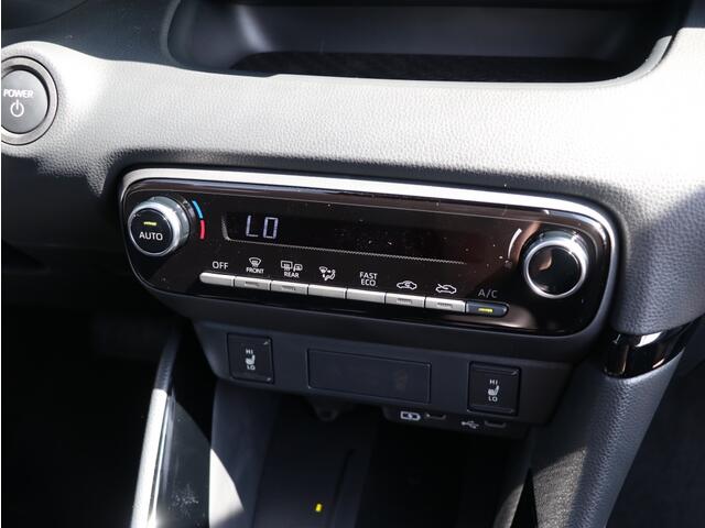 Toyota YARIS 1.5 Hybrid 115 Dynamic I Apple/Android Navi I ACC I Keyless