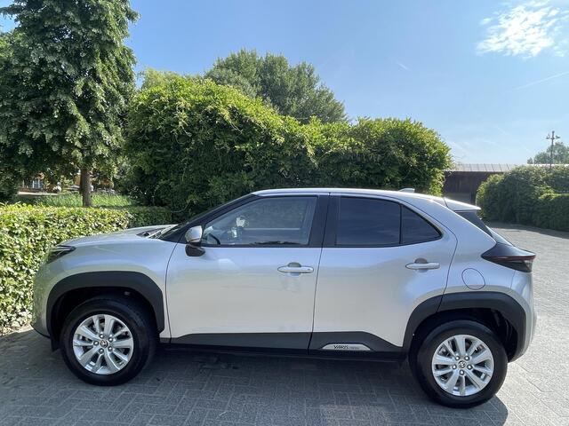 Toyota YARIS Cross 1.5 Hybrid Active Special