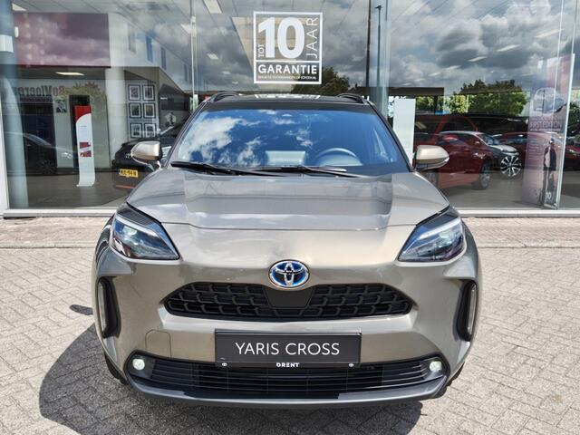 Toyota YARIS 1.5 Hybrid Dynamic Plus | Pano | Head-Up Display | Navi | Stoelv