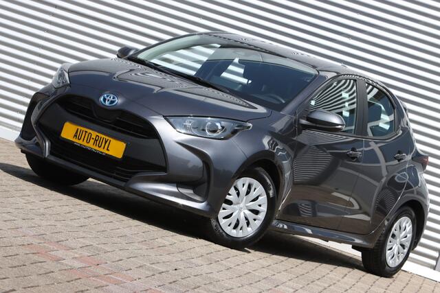Toyota YARIS 1.5 Hybrid Active Navi / Carplay / Camera