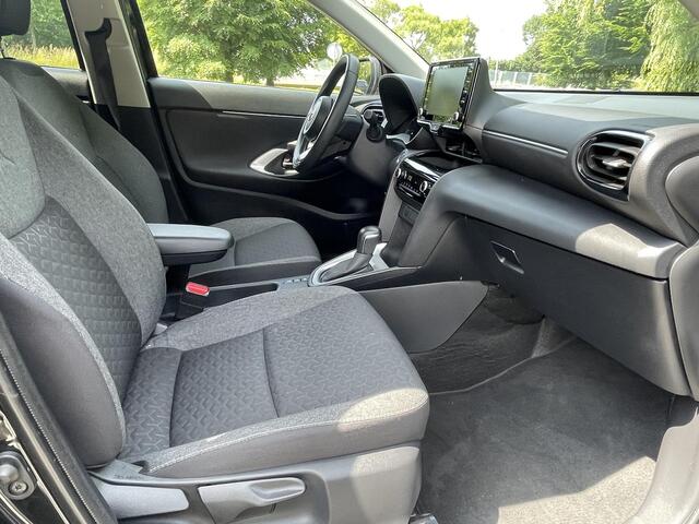 Toyota YARIS Cross 1.5 Hybrid Active Special