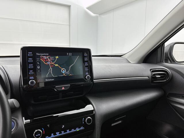 Toyota YARIS Cross 1.5 Hybrid 115 Business | Smart Key | Parkeersensoren voor + achter |