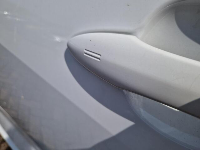 Toyota YARIS 1.5 Hybrid Dynamic