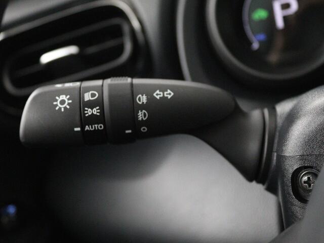 Toyota YARIS 1.5 Hybrid Dynamic | Apple CarPlay / Android Auto (Navigatie) |