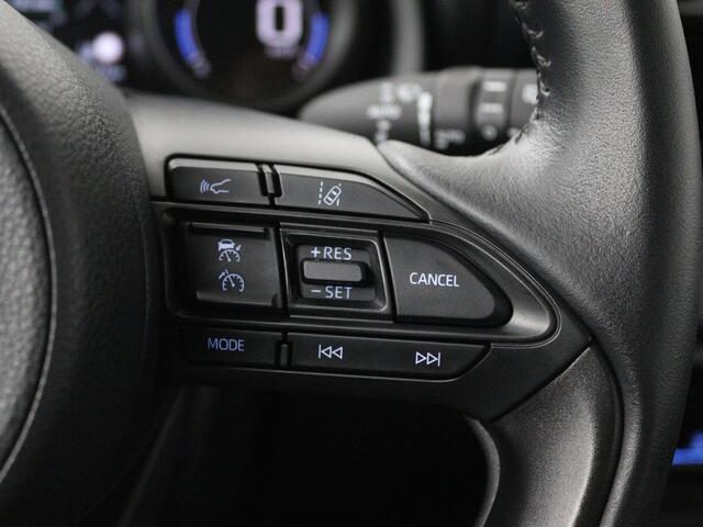 Toyota YARIS 1.5 Hybrid Dynamic | Apple CarPlay / Android Auto (Navigatie) |