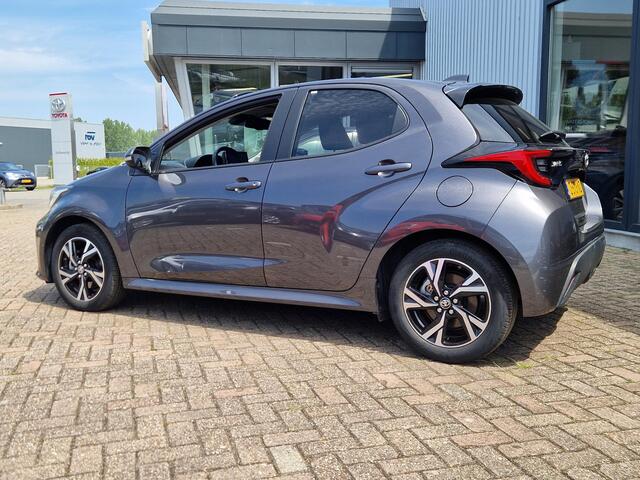 Toyota YARIS 1.5 Hybrid 115 First Edition