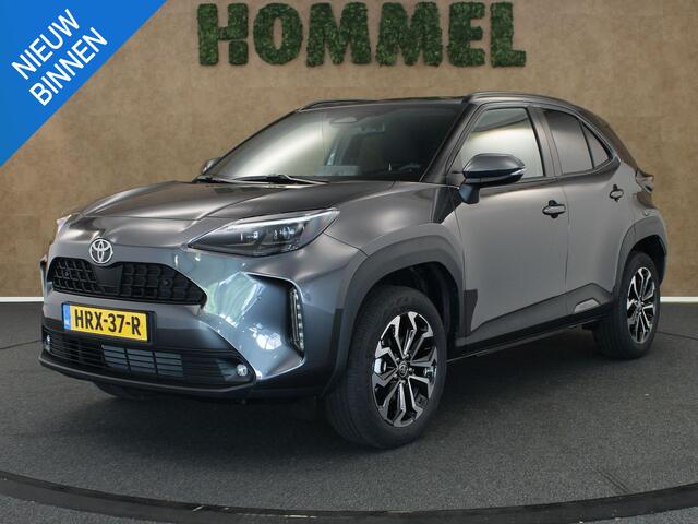 Toyota YARIS Cross 1.5 Hybrid 130 Business Plus - DODEHOEK DETECTIE - 17 INCH LICHT METALEN VELGEN - NAVIGATIE - STUUR-STOEL-VOORRUITVERWARMING - PARKEERSENSOREN VOOR/ ACHTER - KEYLESS ENTRY & START - LICHT EN REGENSENSOR