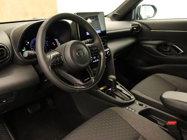 Toyota YARIS Cross 1.5 Hybrid 130 Business Plus - DODEHOEK DETECTIE - 17 INCH LICHT METALEN VELGEN - NAVIGATIE - STUUR-STOEL-VOORRUITVERWARMING - PARKEERSENSOREN VOOR/ ACHTER - KEYLESS ENTRY & START - LICHT EN REGENSENSOR