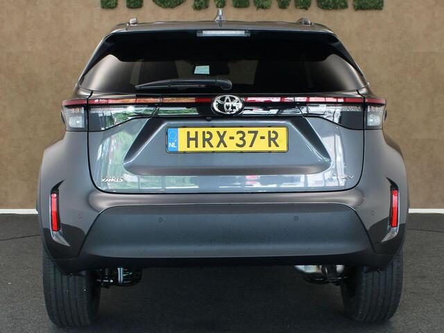 Toyota YARIS Cross 1.5 Hybrid 130 Business Plus - DODEHOEK DETECTIE - 17 INCH LICHT METALEN VELGEN - NAVIGATIE - STUUR-STOEL-VOORRUITVERWARMING - PARKEERSENSOREN VOOR/ ACHTER - KEYLESS ENTRY & START - LICHT EN REGENSENSOR