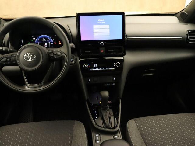 Toyota YARIS Cross 1.5 Hybrid 130 Business Plus - DODEHOEK DETECTIE - 17 INCH LICHT METALEN VELGEN - NAVIGATIE - STUUR-STOEL-VOORRUITVERWARMING - PARKEERSENSOREN VOOR/ ACHTER - KEYLESS ENTRY & START - LICHT EN REGENSENSOR