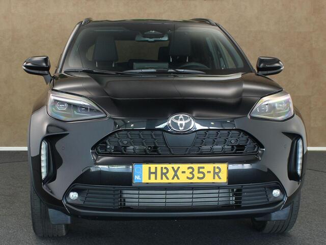 Toyota YARIS Cross 1.5 Hybrid 130 Business Plus - DODEHOEK DETECTIE - 17 INCH LICHT METALEN VELGEN - NAVIGATIE - STUUR-STOEL-VOORRUITVERWARMING - PARKEERSENSOREN VOOR/ ACHTER - KEYLESS ENTRY & START - LICHT EN REGENSENSOR