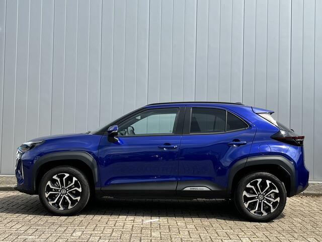 Toyota YARIS Cross 1.5 Hybrid Dynamic AWD Stoelverwarming Parkeersensoren Navi Carplay Clima Cruise