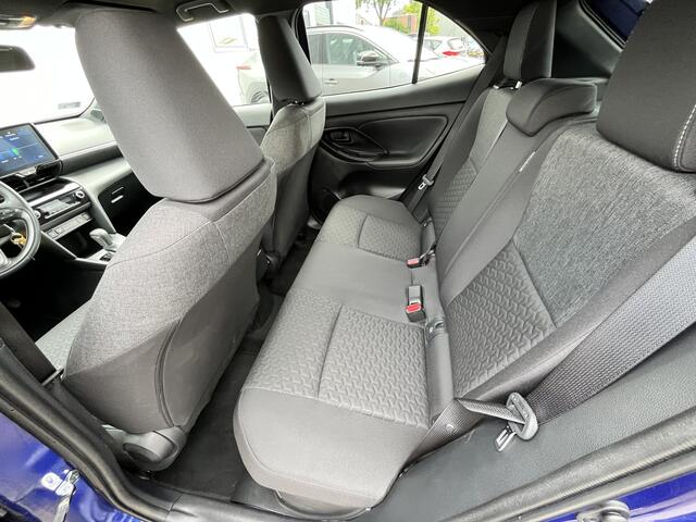 Toyota YARIS Cross 1.5 Hybrid Dynamic AWD Stoelverwarming Parkeersensoren Navi Carplay Clima Cruise