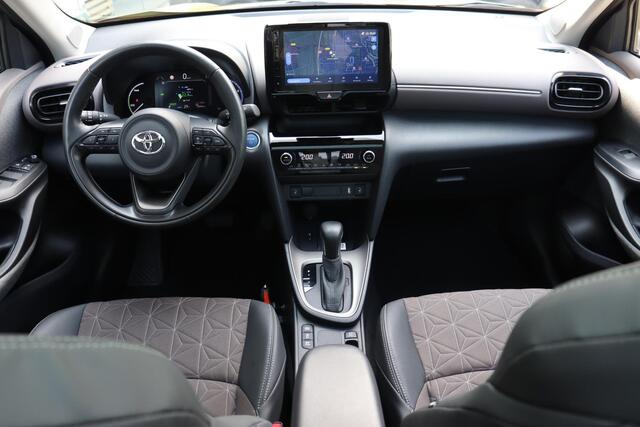 Toyota YARIS Cross 1.5 Hybrid Executive, Pano, Trekhaak