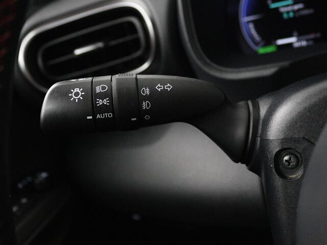 Toyota YARIS Cross 1.5 Hybrid 130 GR Sport | Navigatie | JBL | PDC | Stoelverwarming |