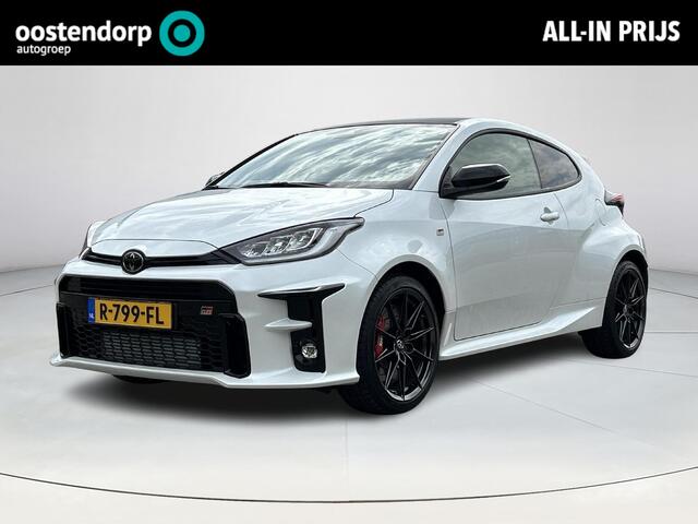 Toyota YARIS 1.6 GR Performance | AWD | Stoel-/stuurverwarming | Rijklaarprijs incl. garantie |